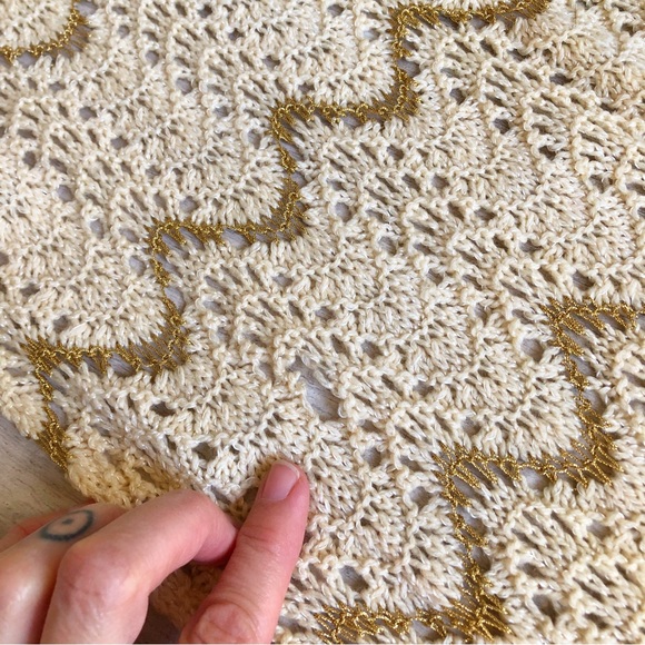 Vintage 70s Cream + Gold Crochet Blanket Scarf + Long Fringe Trim - Picture 4 of 5